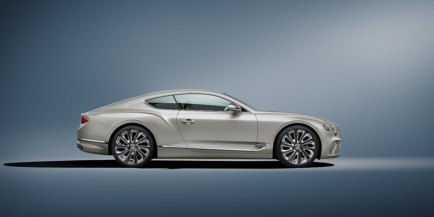 Jack Barclay Bentley Continental GT Mulliner coupe in White Sand paint front 34