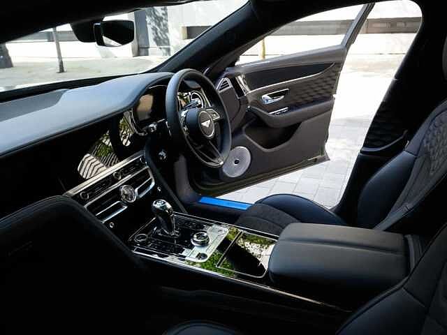 6:Bentley Flying Spur Speed First Edition V8 Hybrid, Saloon, British Racing Green IV Satin, Jack Barclay