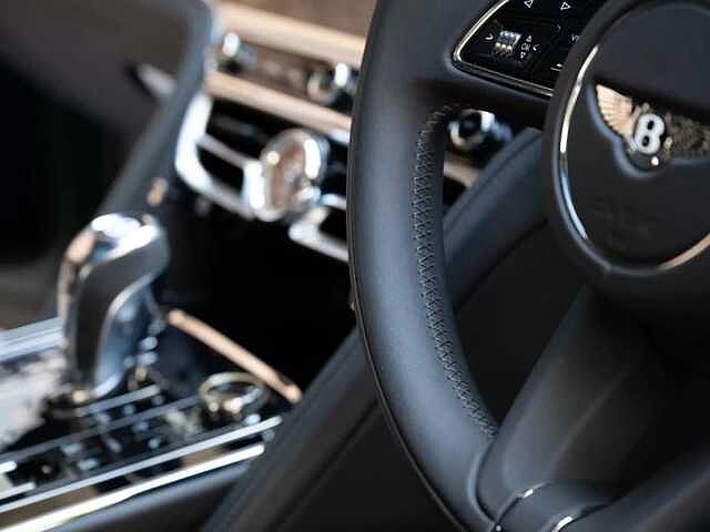 35:Bentley Flying Spur Speed First Edition V8 Hybrid, Saloon, British Racing Green IV Satin, Jack Barclay