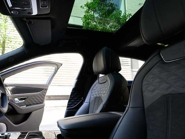 24:Bentley Flying Spur Speed First Edition V8 Hybrid, Saloon, British Racing Green IV Satin, Jack Barclay