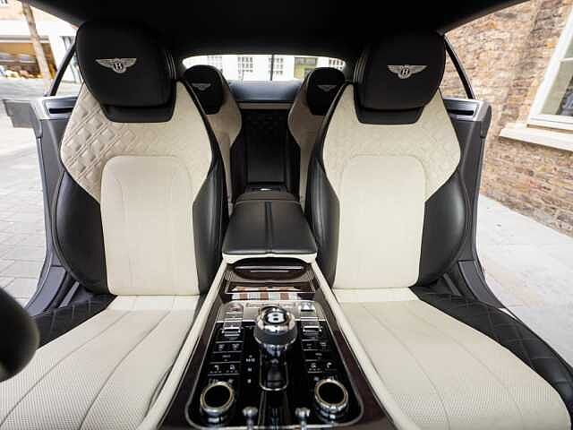 24:Bentley Continental GT W12, Coupe, Anthracite, Jack Barclay