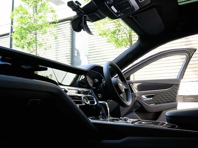 8:Bentley Flying Spur Speed First Edition V8 Hybrid, Saloon, British Racing Green IV Satin, Jack Barclay