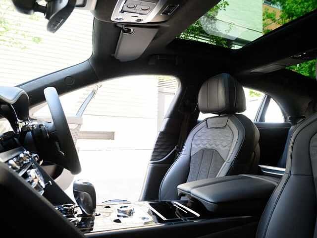 37:Bentley Flying Spur Speed First Edition V8 Hybrid, Saloon, British Racing Green IV Satin, Jack Barclay