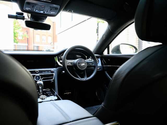 32:Bentley Flying Spur Speed First Edition V8 Hybrid, Saloon, British Racing Green IV Satin, Jack Barclay