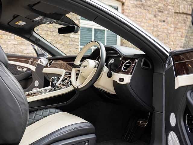 18:Bentley Continental GT W12, Coupe, Anthracite, Jack Barclay