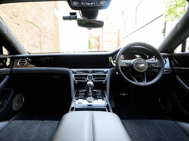 36:Bentley Flying Spur Speed First Edition V8 Hybrid, Saloon, British Racing Green IV Satin, Jack Barclay